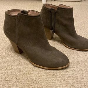 Zip up green Old Navy boots.